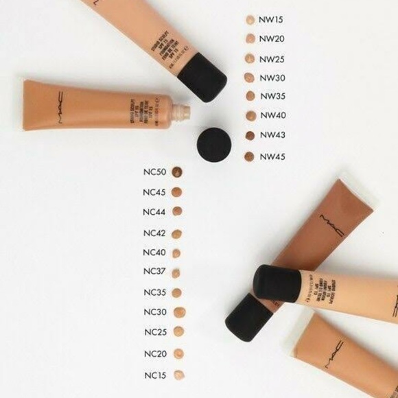 STUDIO SCULPT SPF 15 FOUNDATION - Picture 2 of 3